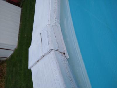 pool rail connector