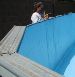 setting pool top rails